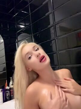 Alex Mucci onlyfans video nude shower!