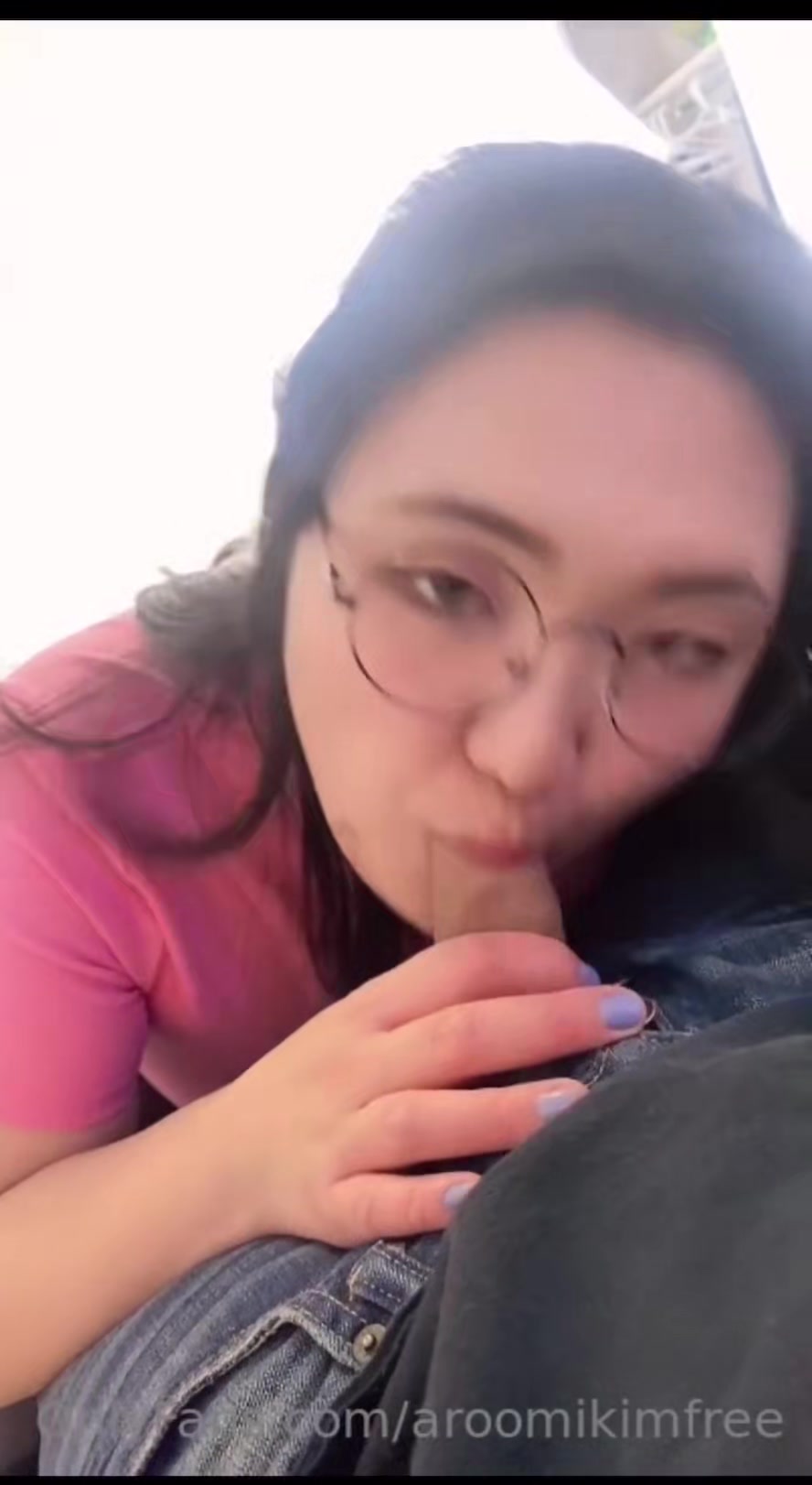 Aroomi kim onlyfans video – sucking lumpy Cock and getting fuck